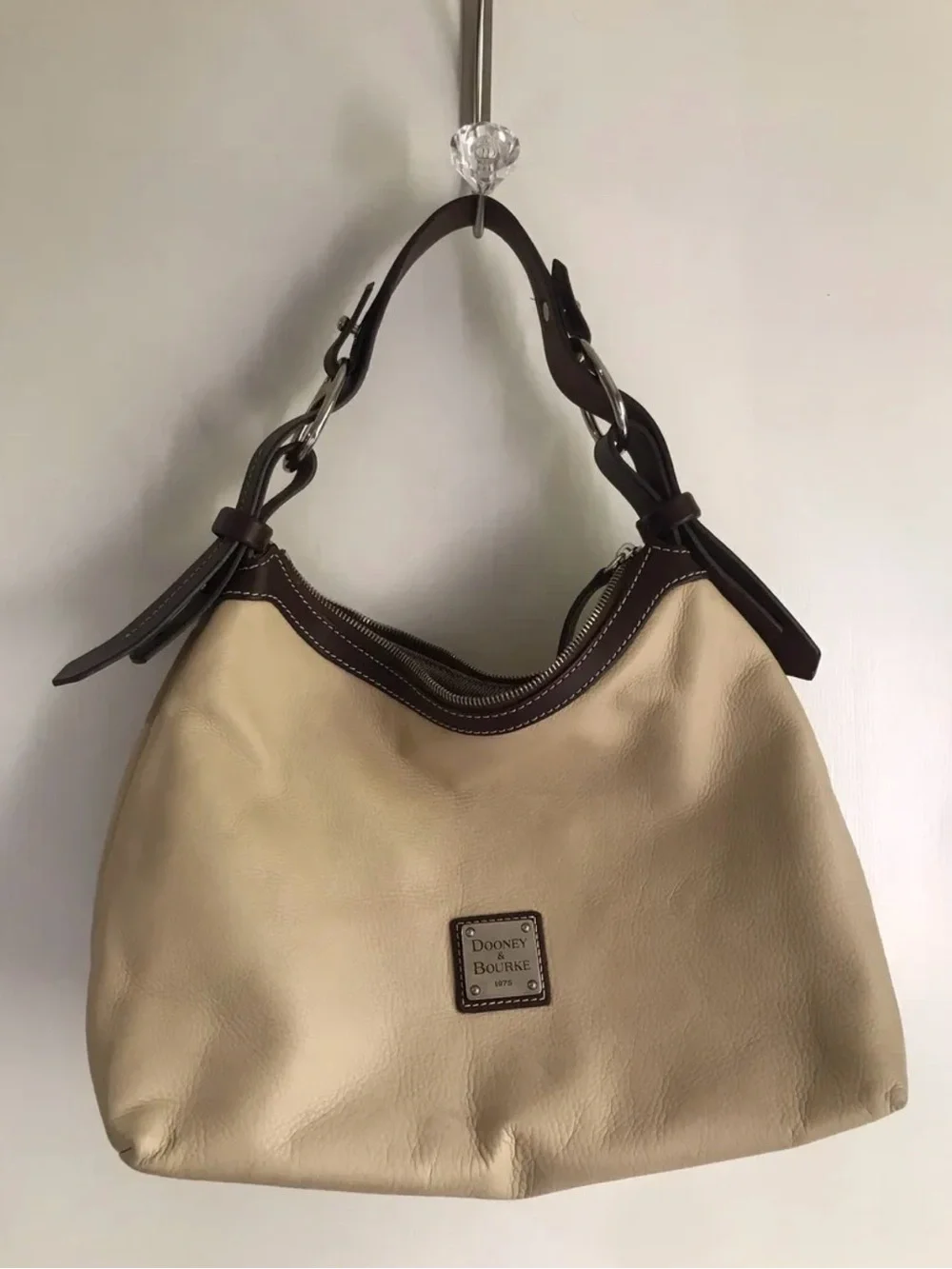 Y2K 2008 cream Dooney & Bourke leather hobo medium bag dark brown leather trim